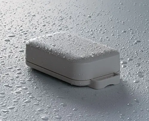 Robust, offers protection up to IP 65 (seal available as accessory)