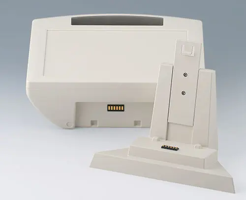 带接触件（附件）