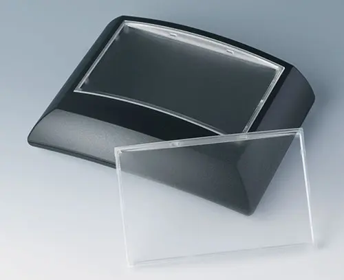 带用于显示屏安装的半透明显示屏护板的 L 规格机盒