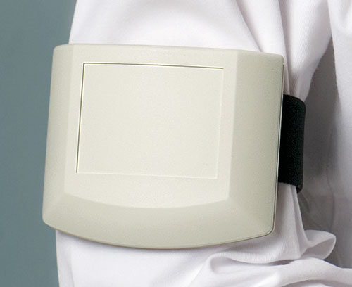 Ergo-Case 弯形盒佩戴于手臂
