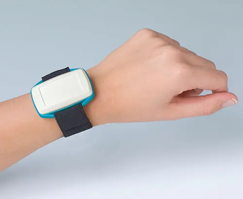 MINITEC 超小机盒款式 EL 戴于手腕 (附件)