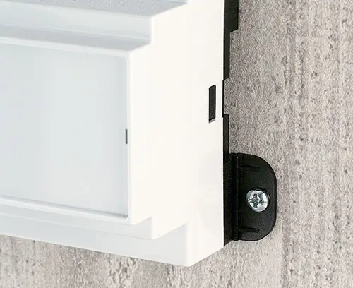 挂墙安装套件使机盒直接安装于墙壁上（附件）