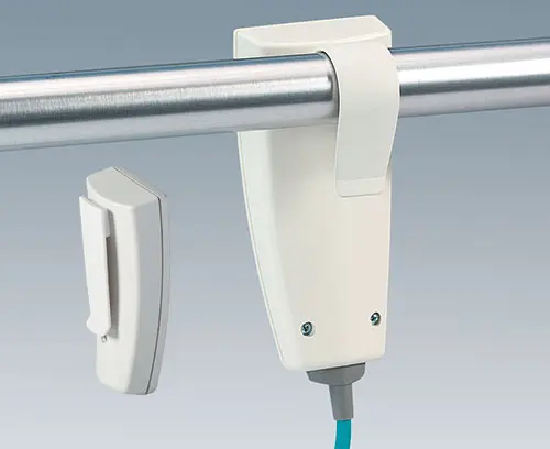 圆管卡环和简便实用的卡夹作为附件