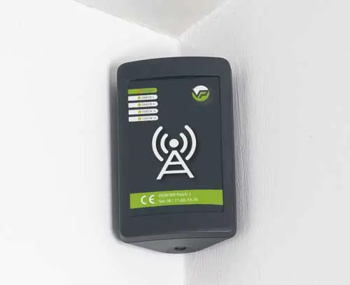 特殊颜色的机盒并带装饰膜，可根据要求提供