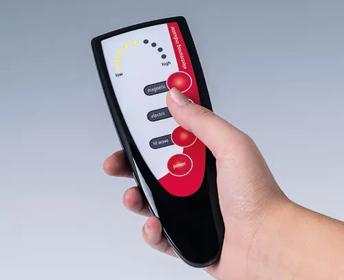 STYLE-CASE 精光盒 - 符合人体工程学的光亮手持盒