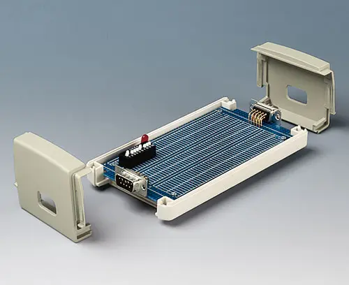 插头简便安装于电路板